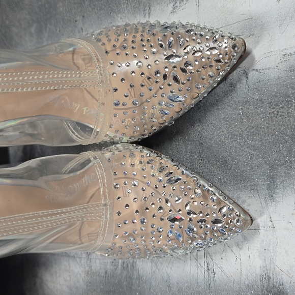 Disney x Aldo Limited Edition Glass Booties - Picture 3 of 9